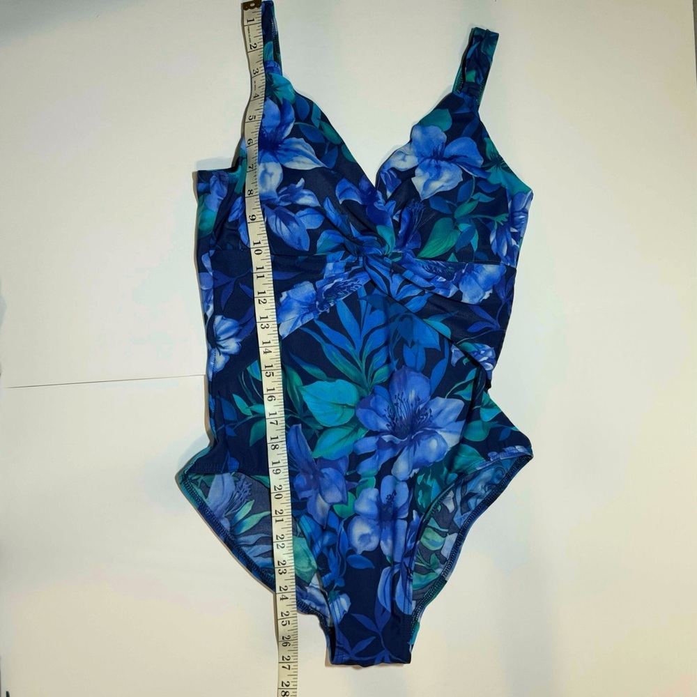 MIRACLESUIT Pandora Tropical Blue Floral One Piece Swimsuit size 12 - Picture 13 of 13